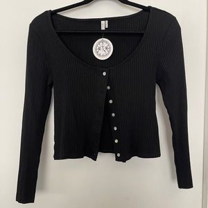 New black Cropped Long Sleeve Cardigan